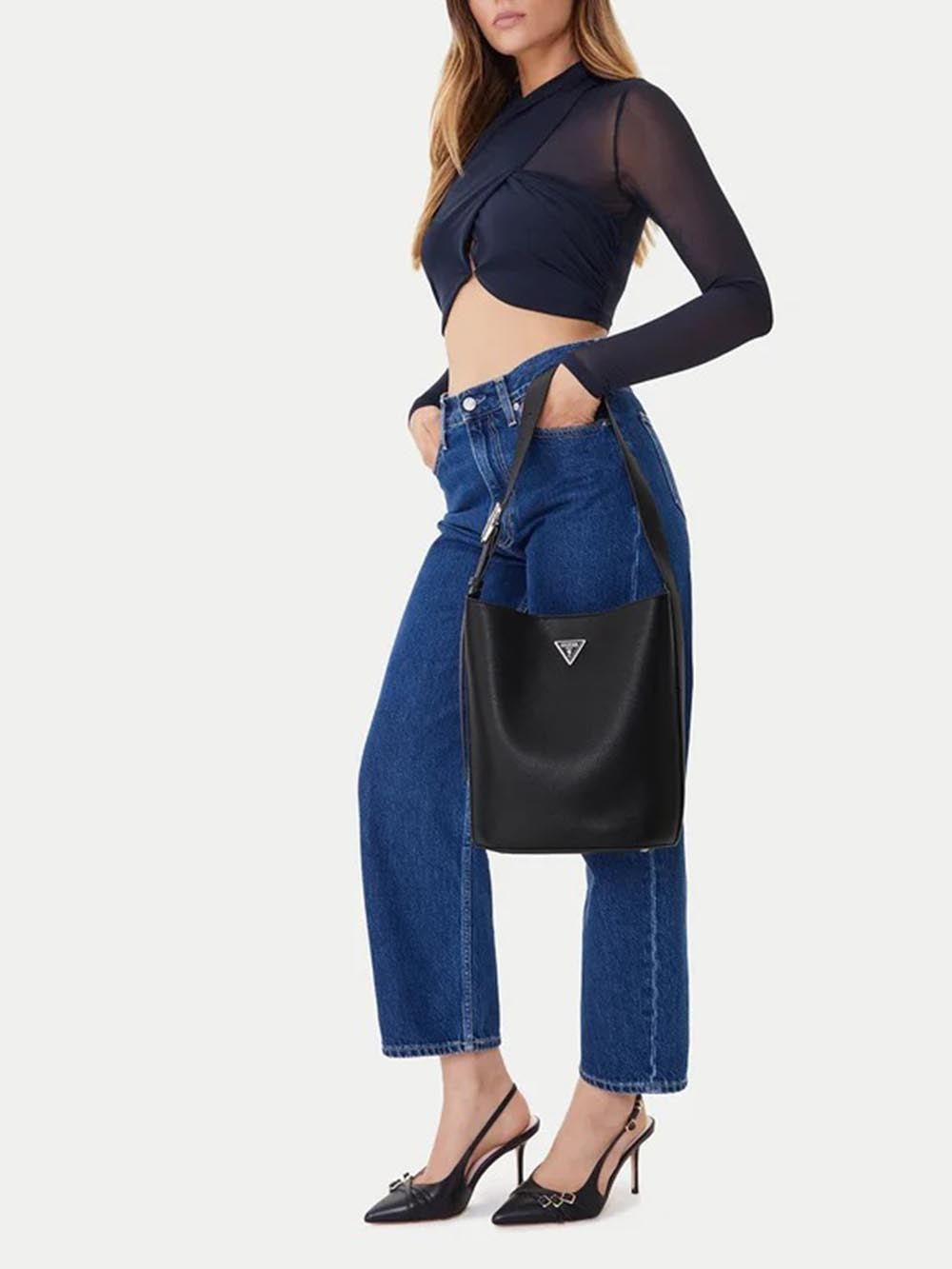 Guess Borsa a Spalla Donna Hwbg69 74040 Nero