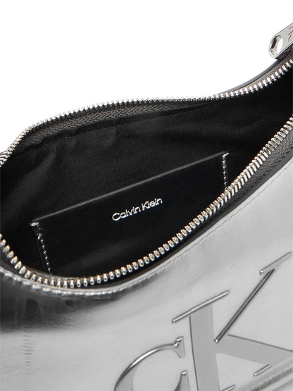 bold ck metallic shoulder bag Calvin Klein Borsa a Spalla Donna Lv04f3332g Argento