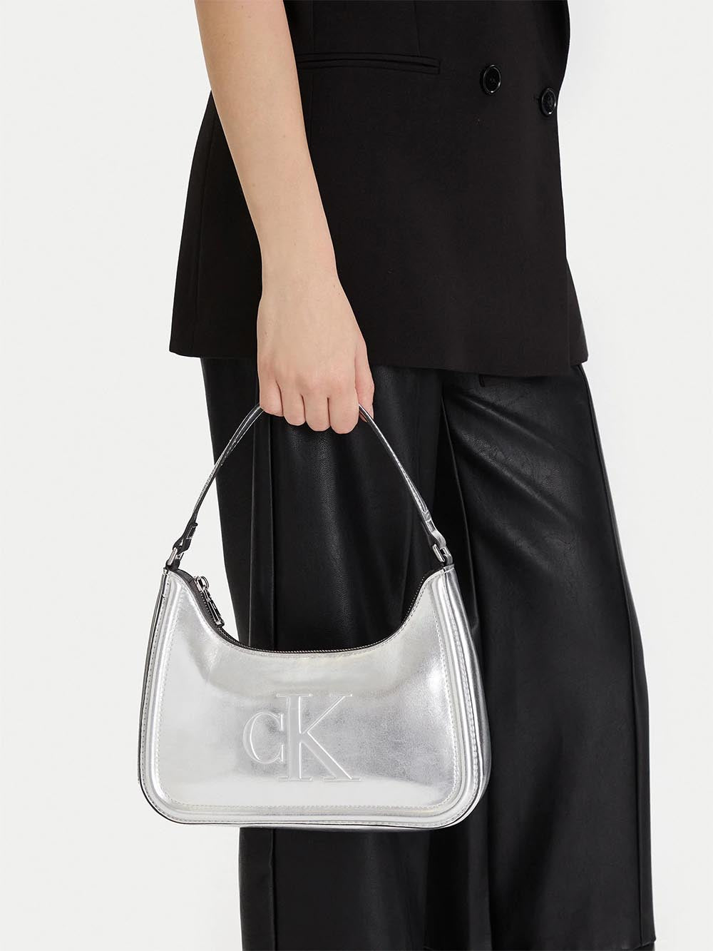 bold ck metallic shoulder bag Calvin Klein Borsa a Spalla Donna Lv04f3332g Argento