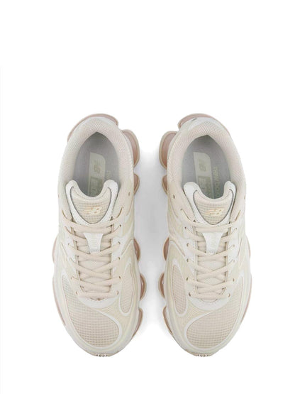 New Balance Sneaker Unisex 2000 Beige