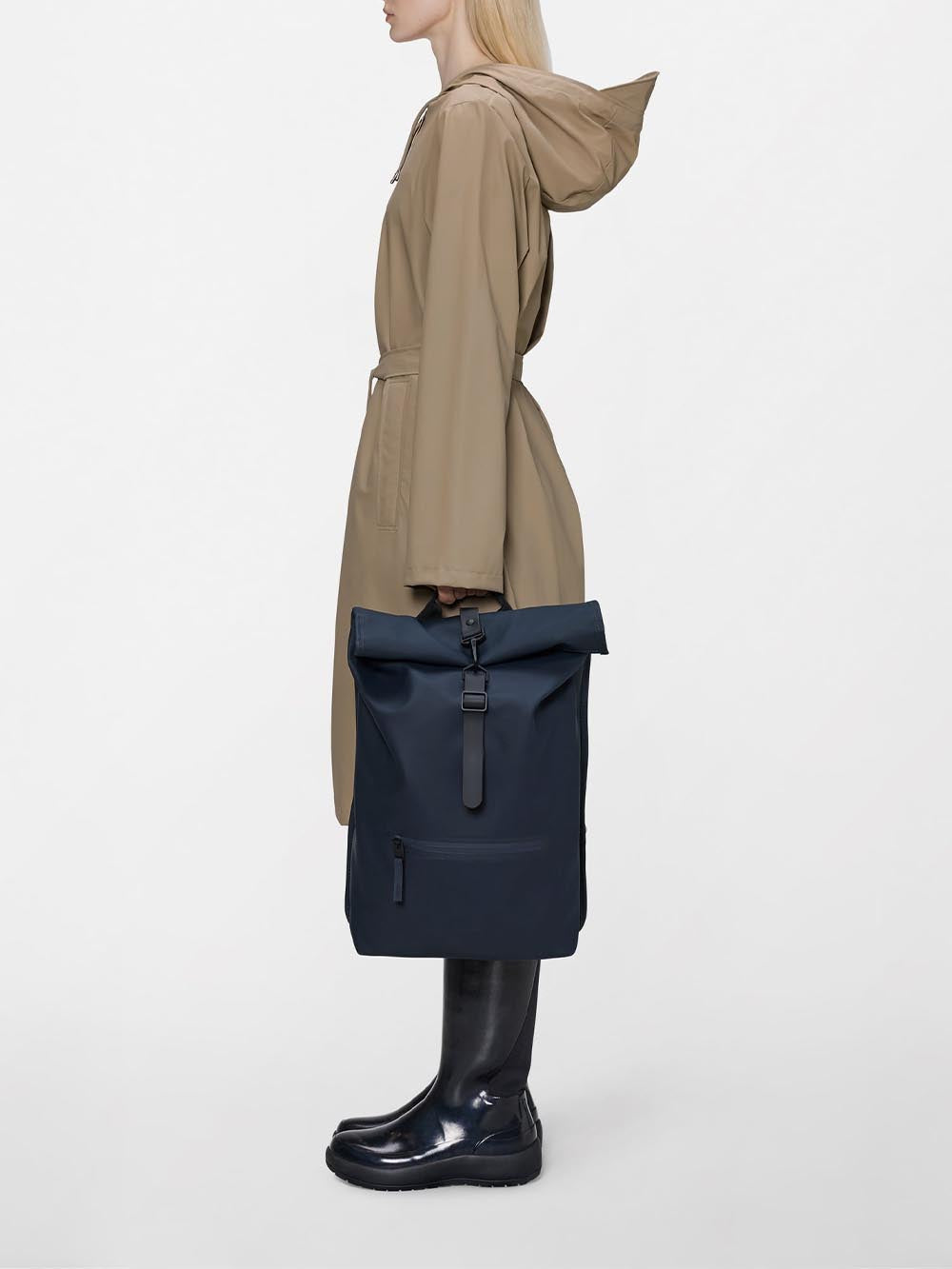 rolltop rucksack w3 Rains Zaino Unisex 13320 Blu