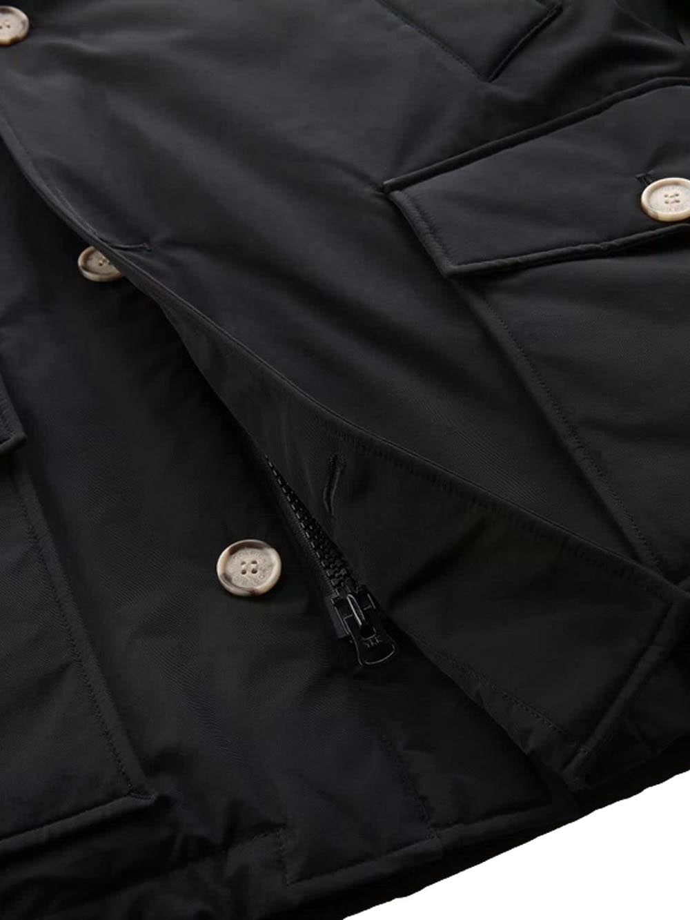 ARCTIC DETACHABLE FUR ANORAK Woolrich Giubbino Uomo Cfwoou0484mbut0001 Nero
